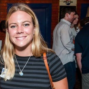 Meet your Posher, Jillian